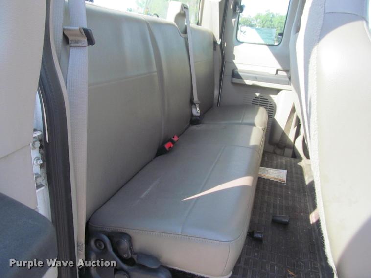 image for item DA1004 2008 Ford F250 Super Duty SuperCab pickup truck