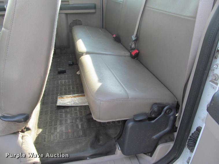image for item DA1004 2008 Ford F250 Super Duty SuperCab pickup truck