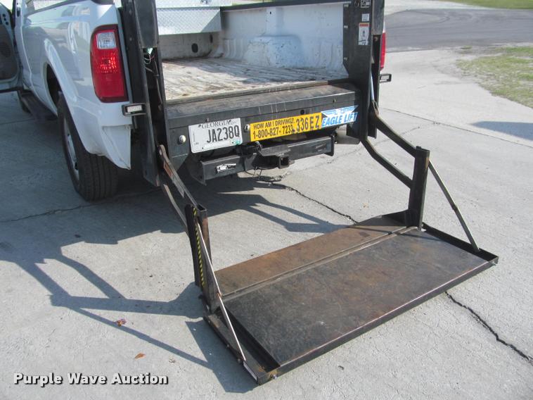 image for item DA1004 2008 Ford F250 Super Duty SuperCab pickup truck