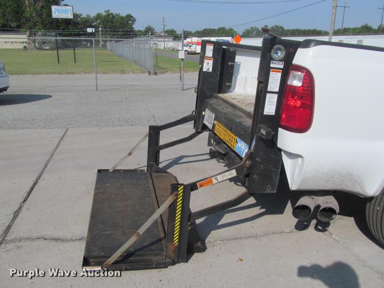 image for item DA1004 2008 Ford F250 Super Duty SuperCab pickup truck