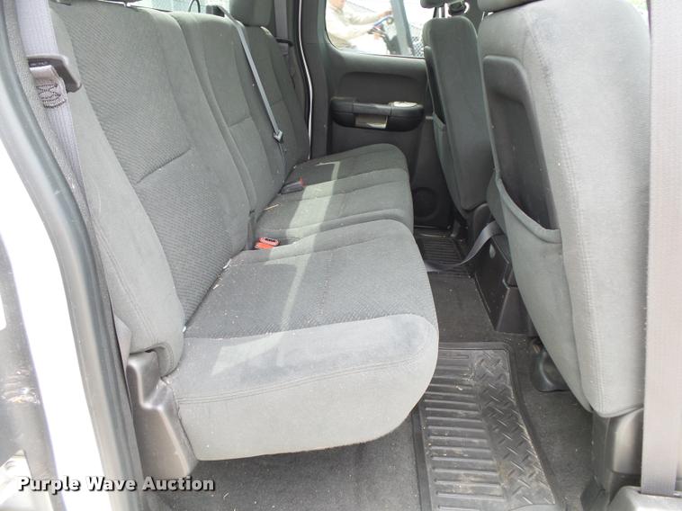 image for item DA2686 2008 Chevrolet Silverado 2500HD Ext. Cab pickup truck