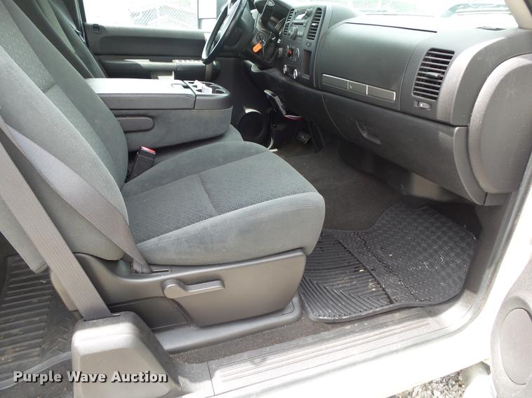image for item DA2686 2008 Chevrolet Silverado 2500HD Ext. Cab pickup truck