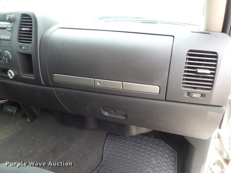 image for item DA2686 2008 Chevrolet Silverado 2500HD Ext. Cab pickup truck