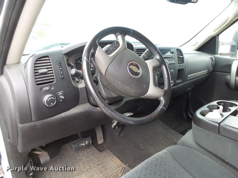 image for item DA2686 2008 Chevrolet Silverado 2500HD Ext. Cab pickup truck