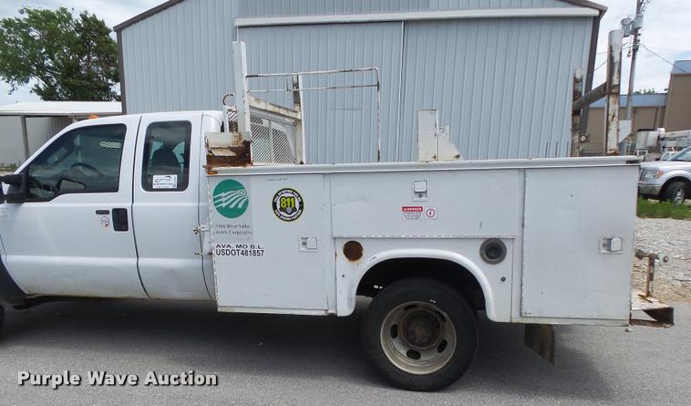 image for item DA2687 2008 Ford F550 SuperCab utility truck