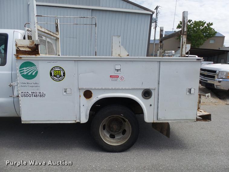 image for item DA2687 2008 Ford F550 SuperCab utility truck