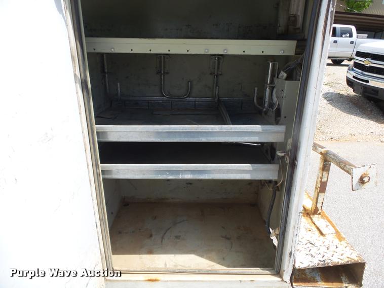 image for item DA2687 2008 Ford F550 SuperCab utility truck