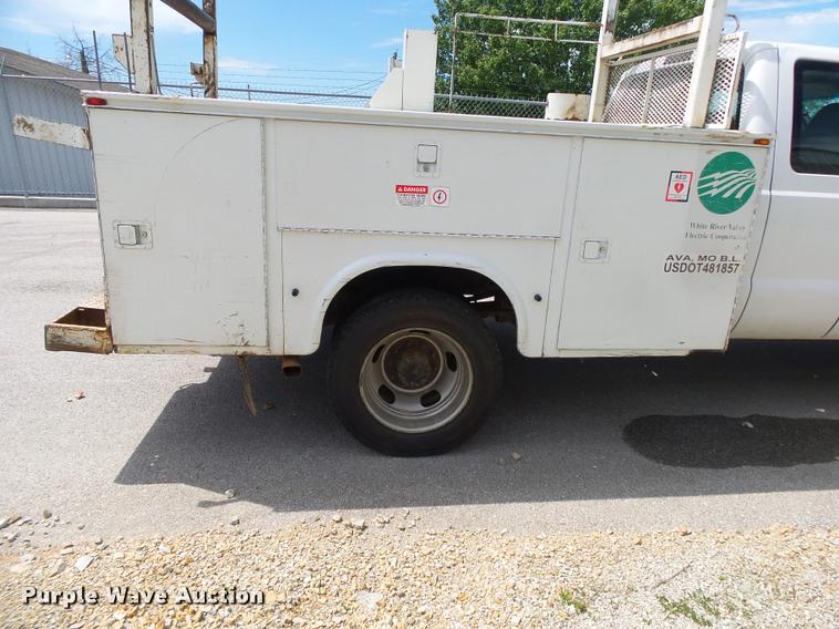 image for item DA2687 2008 Ford F550 SuperCab utility truck