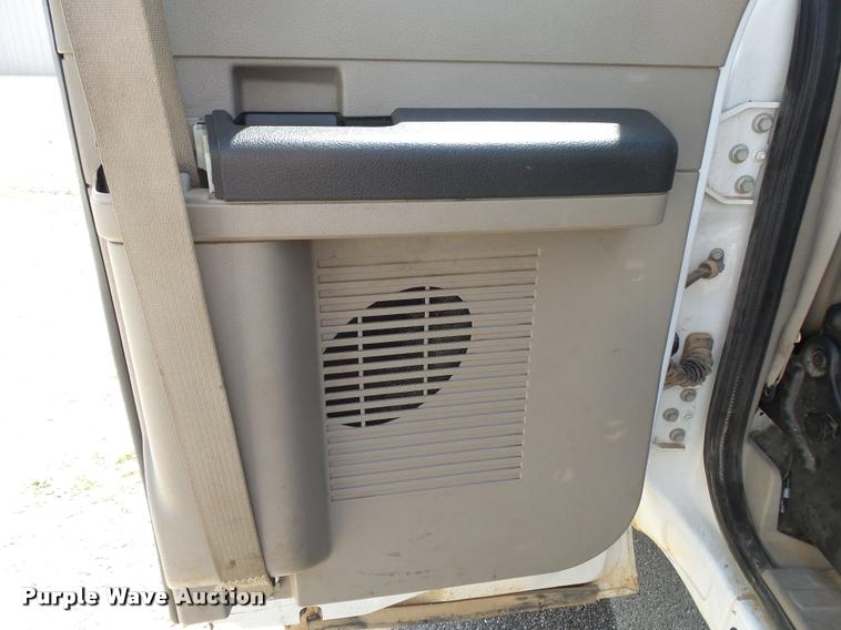 image for item DA2687 2008 Ford F550 SuperCab utility truck