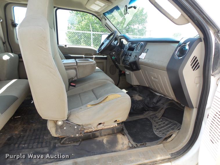 image for item DA2687 2008 Ford F550 SuperCab utility truck