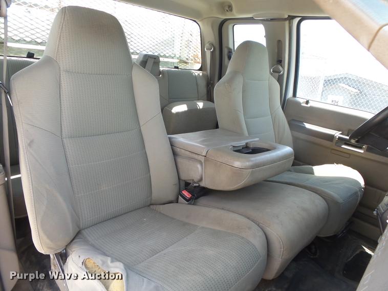 image for item DA2687 2008 Ford F550 SuperCab utility truck