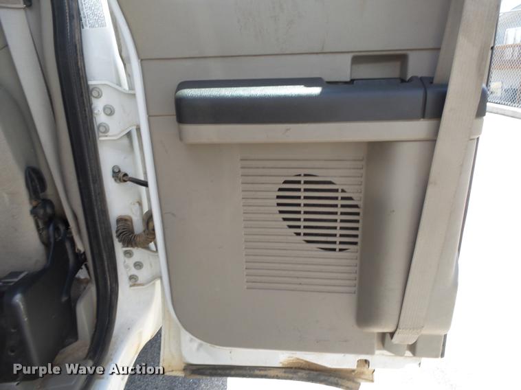 image for item DA2687 2008 Ford F550 SuperCab utility truck