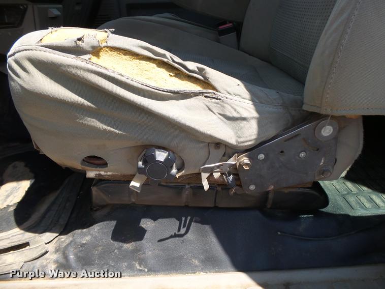 image for item DA2687 2008 Ford F550 SuperCab utility truck