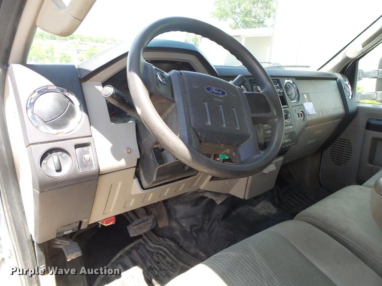 image for item DA2687 2008 Ford F550 SuperCab utility truck