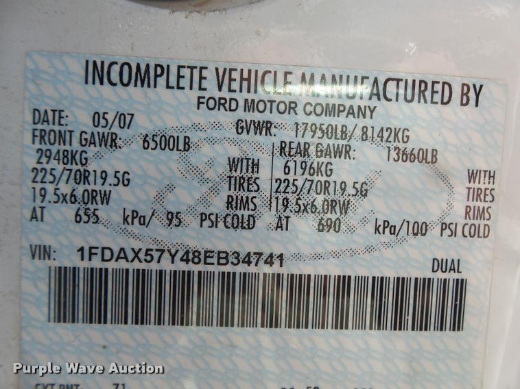 image for item DA2687 2008 Ford F550 SuperCab utility truck