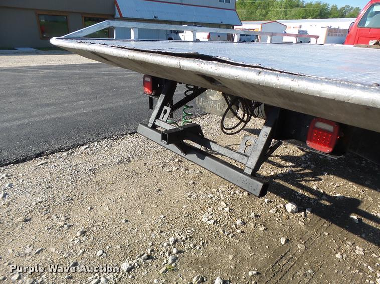 image for item DA3480 1999 Ford F550 Super Duty rollback truck