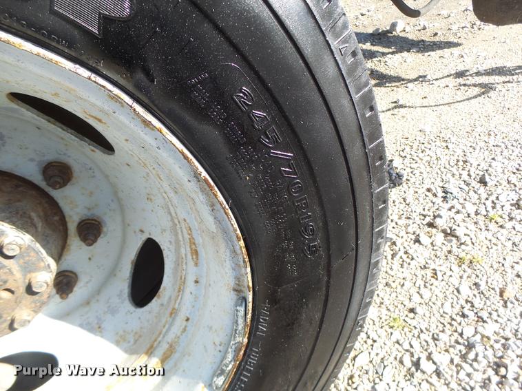 image for item DA3480 1999 Ford F550 Super Duty rollback truck