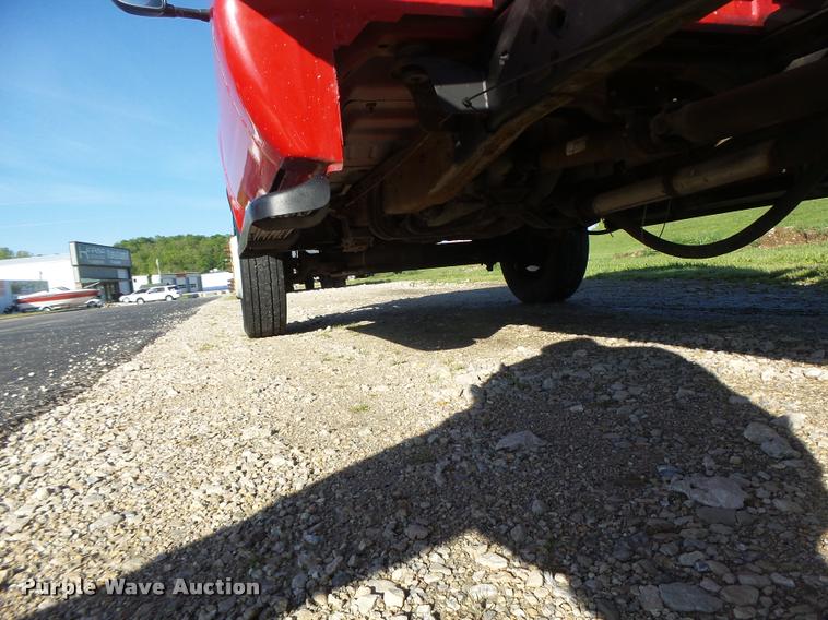 image for item DA3480 1999 Ford F550 Super Duty rollback truck