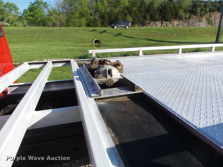 image for item DA3480 1999 Ford F550 Super Duty rollback truck