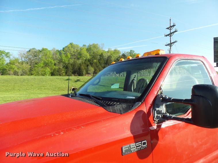 image for item DA3480 1999 Ford F550 Super Duty rollback truck