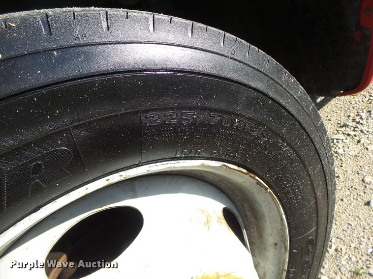 image for item DA3480 1999 Ford F550 Super Duty rollback truck