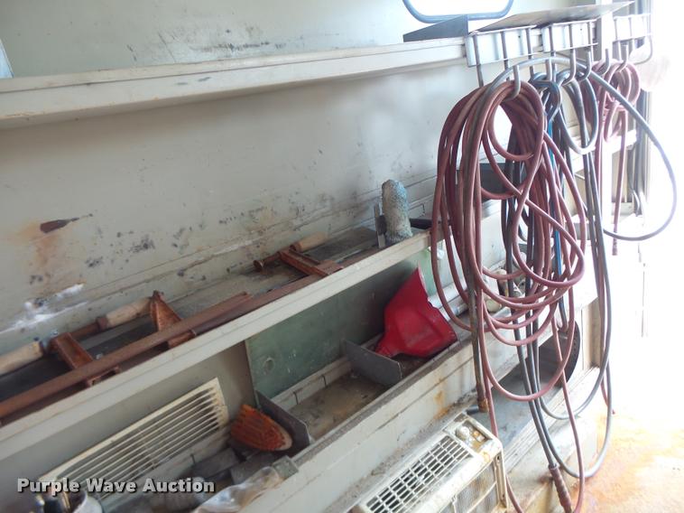 image for item DA3483 2006 Ford F550 utility truck