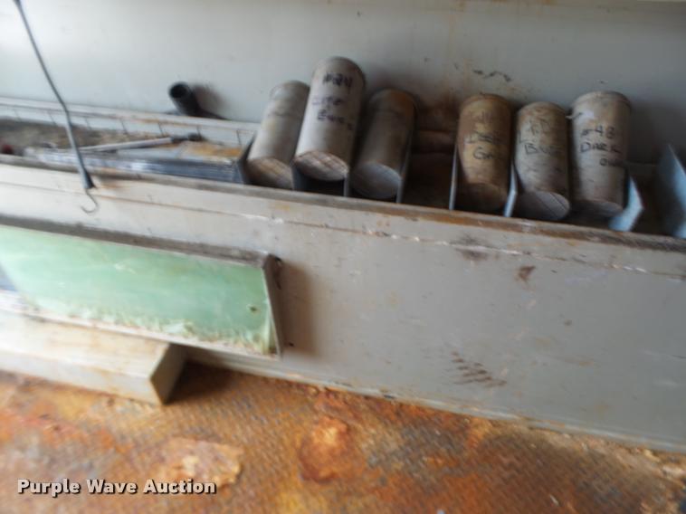 image for item DA3483 2006 Ford F550 utility truck