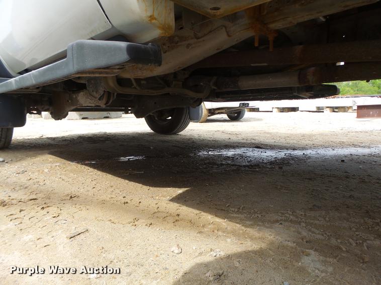 image for item DA3483 2006 Ford F550 utility truck