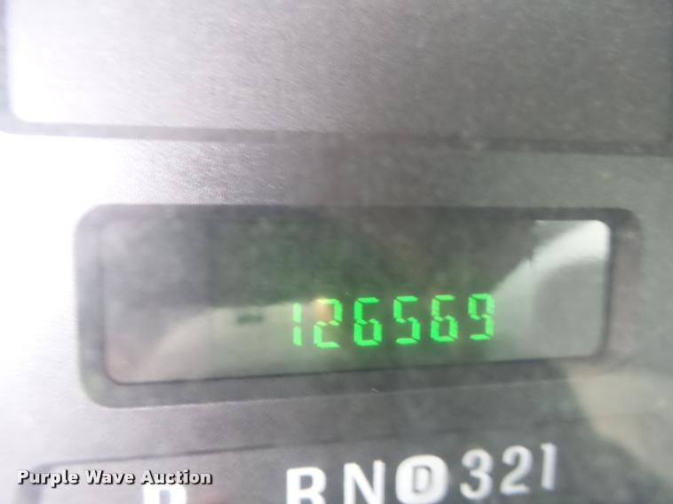 image for item DA3483 2006 Ford F550 utility truck