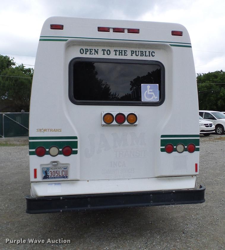 image for item DA6187 2003 Ford E350 Super Duty shuttle bus