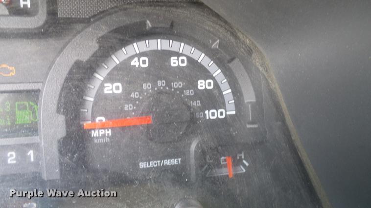 image for item DA6188 2009 Ford E350 Super Duty shuttle bus