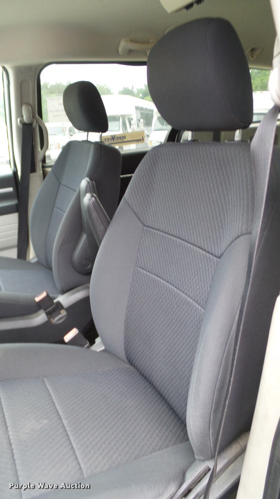 image for item DA6192 2010 Dodge Grand Caravan van