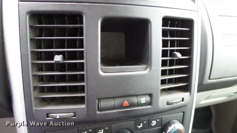 image for item DA6192 2010 Dodge Grand Caravan van