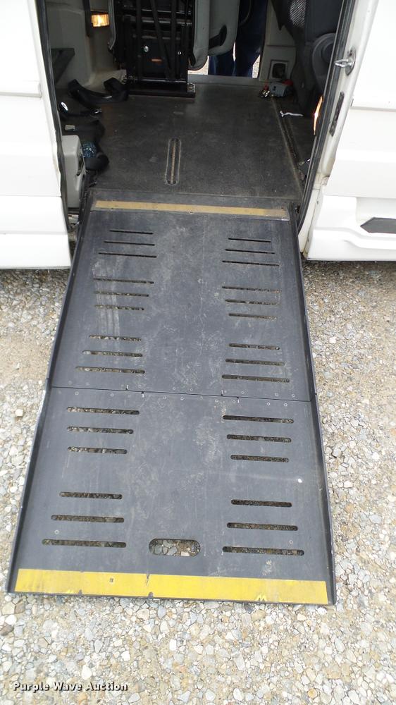 image for item DA6192 2010 Dodge Grand Caravan van