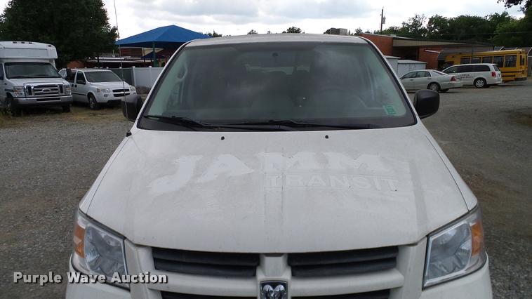 image for item DA6192 2010 Dodge Grand Caravan van