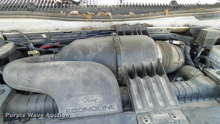 image for item DA6195 2007 Ford Econoline E450 shuttle bus