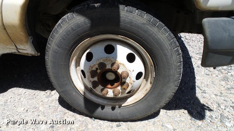 image for item DA6196 2005 Ford E450 school bus