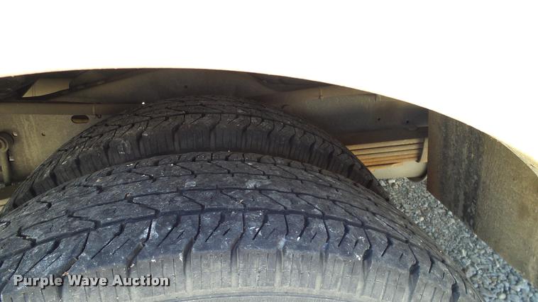 image for item DA6196 2005 Ford E450 school bus