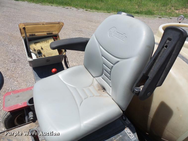 image for item DA6306 Toro Multi Pro 1100 self-propelled applicator