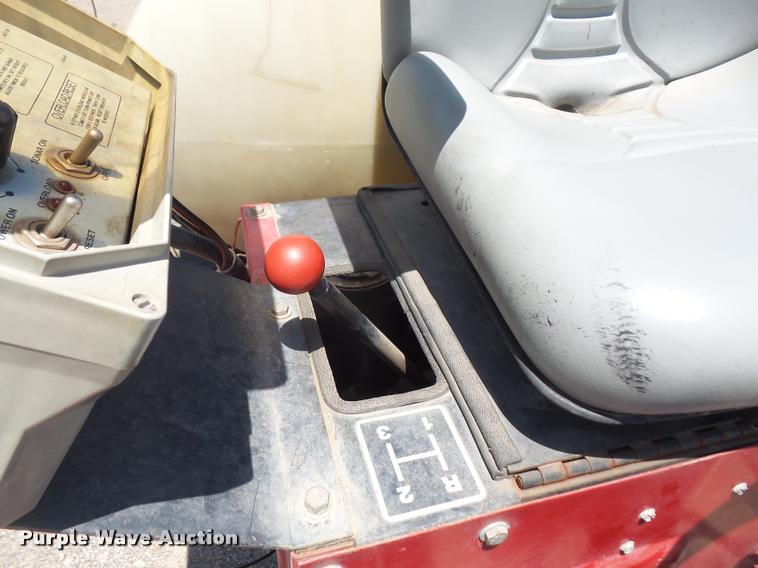 image for item DA6306 Toro Multi Pro 1100 self-propelled applicator