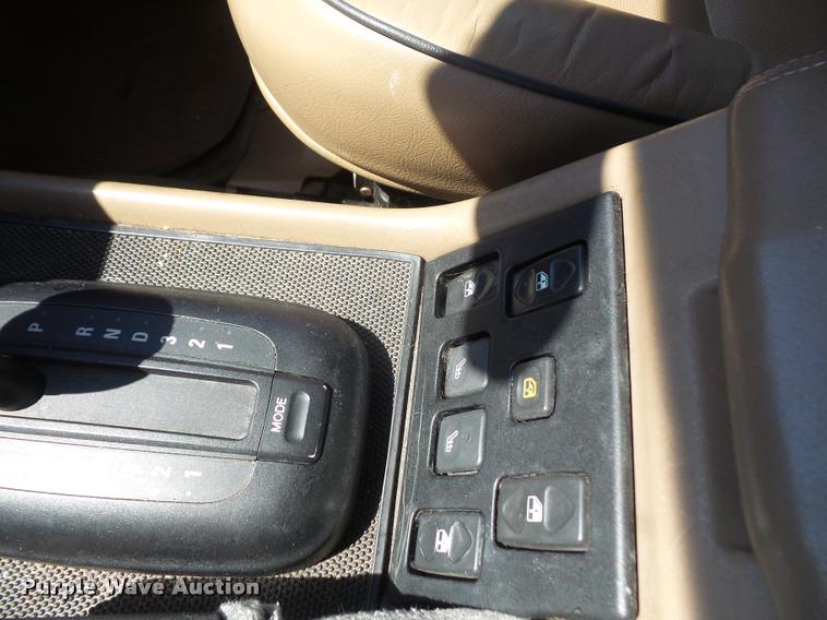 image for item DA6308 2000 Land Rover Discovery Series II SUV