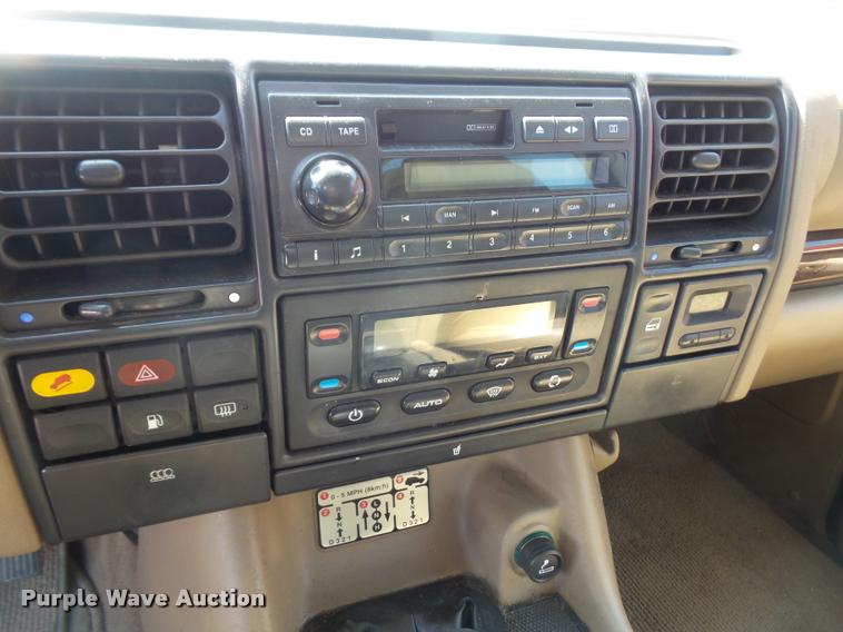 image for item DA6308 2000 Land Rover Discovery Series II SUV