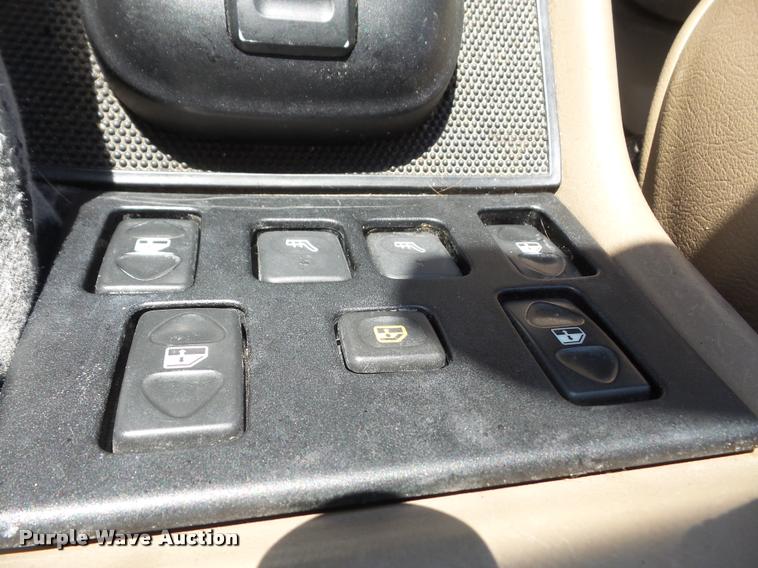 image for item DA6308 2000 Land Rover Discovery Series II SUV