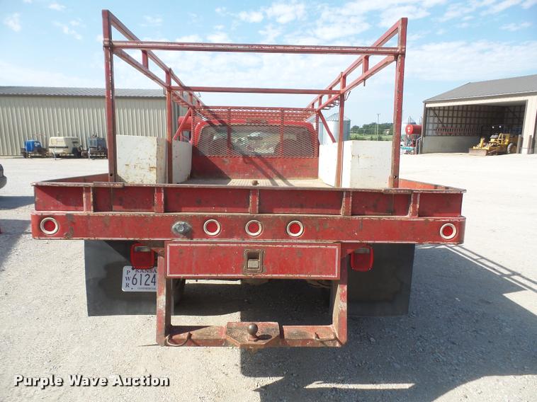 image for item DA6312 1997 Ford F350 Crew Cab flatbed pickup truck