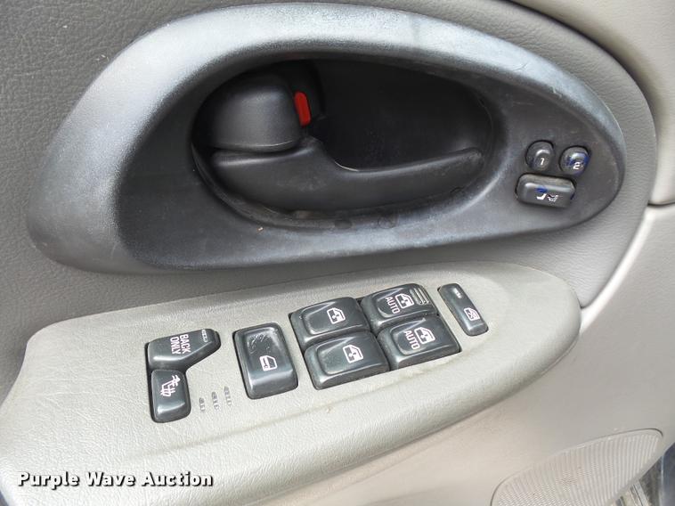 image for item DA6328 2003 Chevrolet TrailBlazer EXT SUV