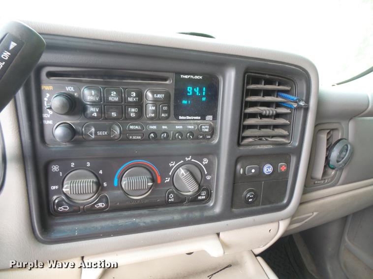 image for item DA6329 2001 Chevrolet Suburban K1500 SUV