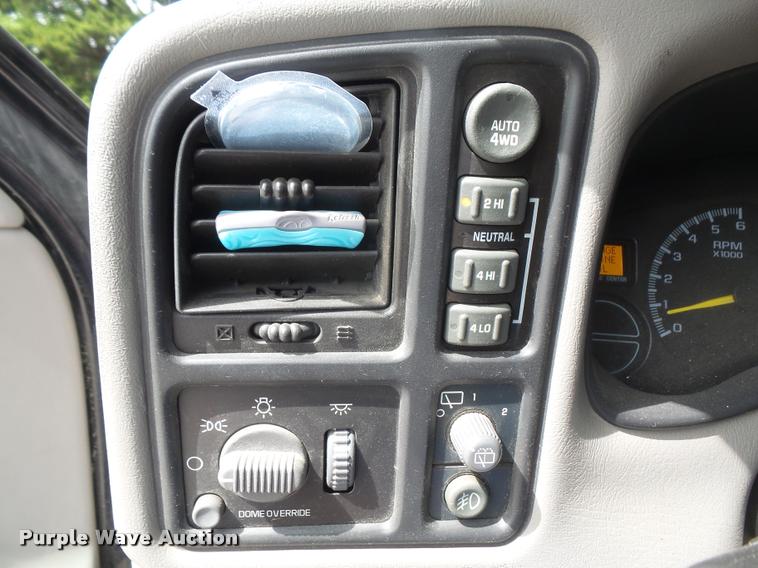 image for item DA6329 2001 Chevrolet Suburban K1500 SUV