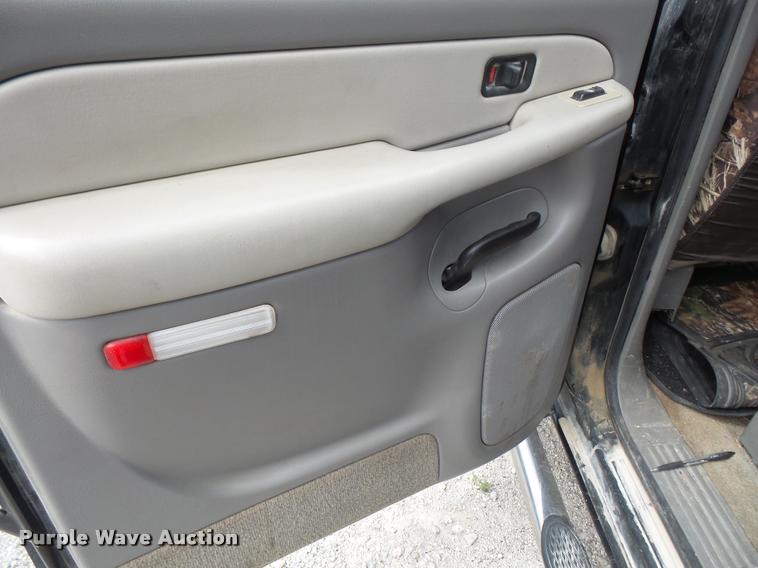 image for item DA6329 2001 Chevrolet Suburban K1500 SUV