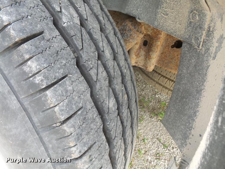 image for item DA6329 2001 Chevrolet Suburban K1500 SUV