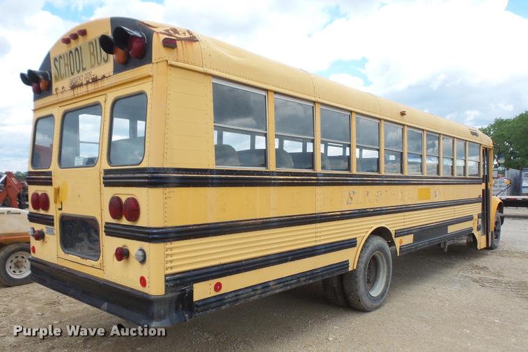 image for item DA6366 1993 International 3800 school bus